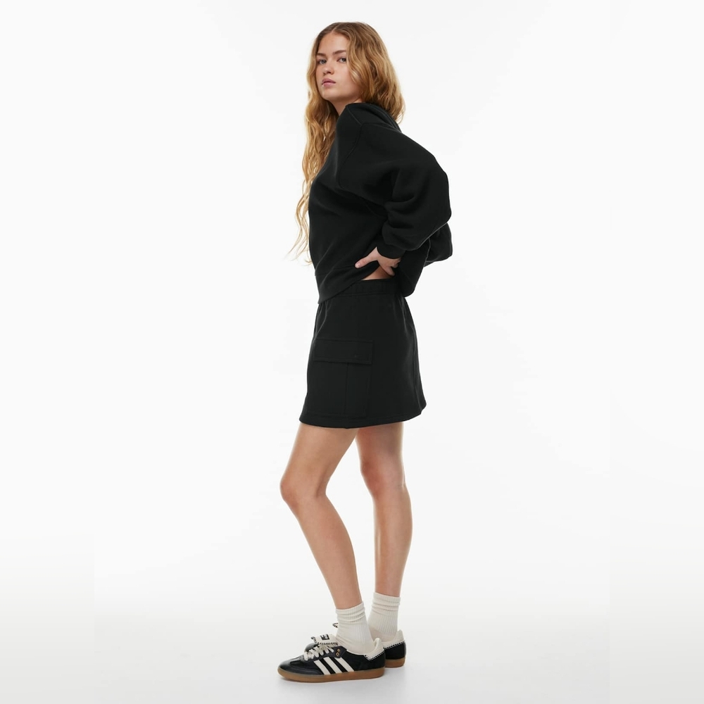 aritzia cargo mini skirt TNA